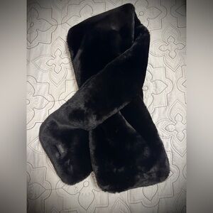 UGG Black Faux Fur scarf